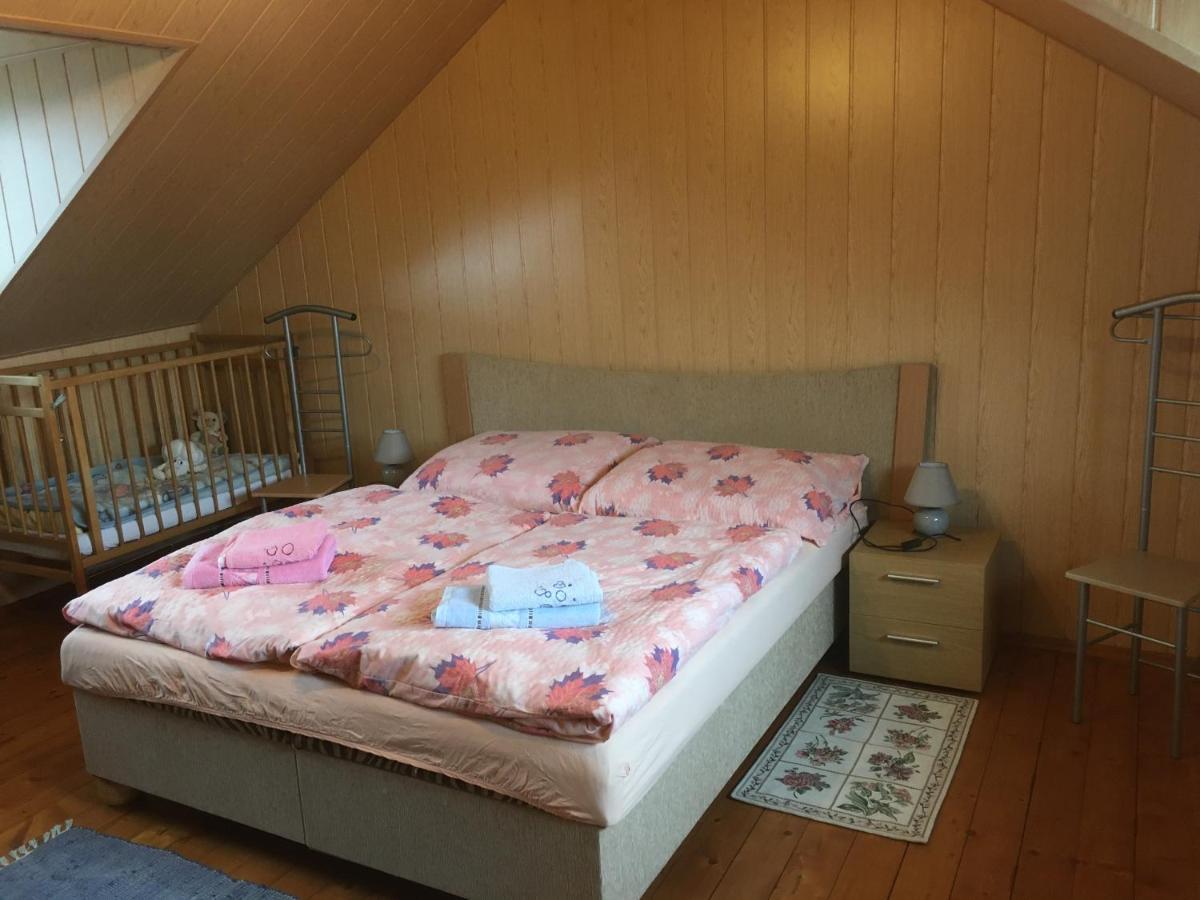 Apartman U Holica Banska Stiavnica Bagian luar foto