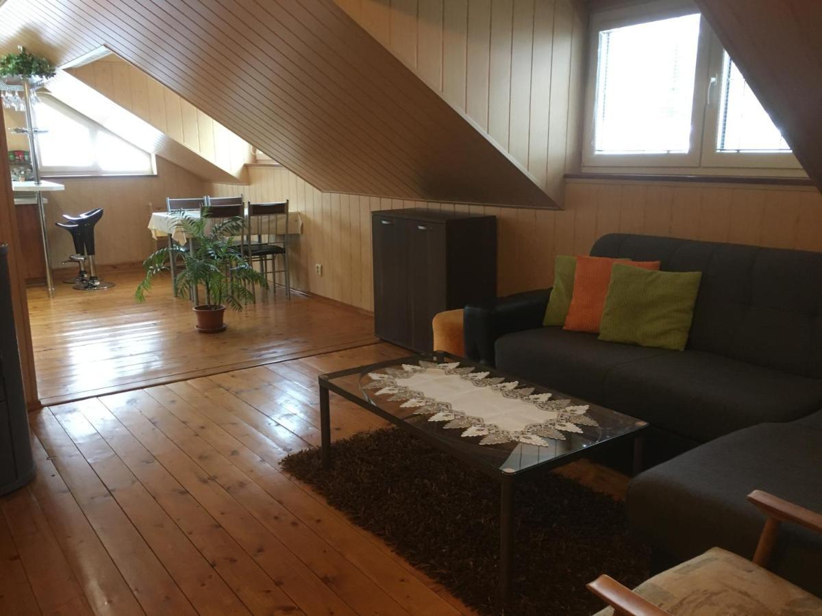 Apartman U Holica Banska Stiavnica Bagian luar foto